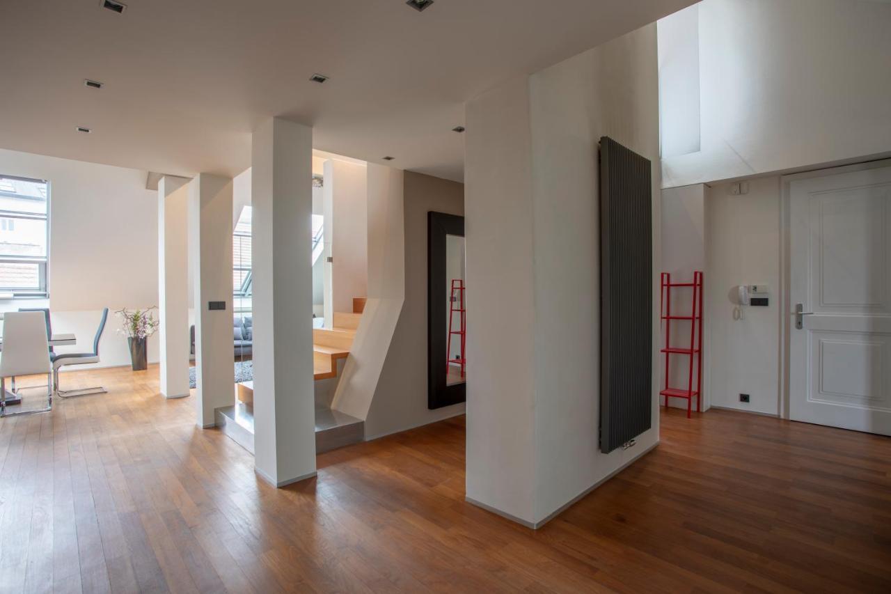 Luxury Central Duplex With Terrace Прага Экстерьер фото